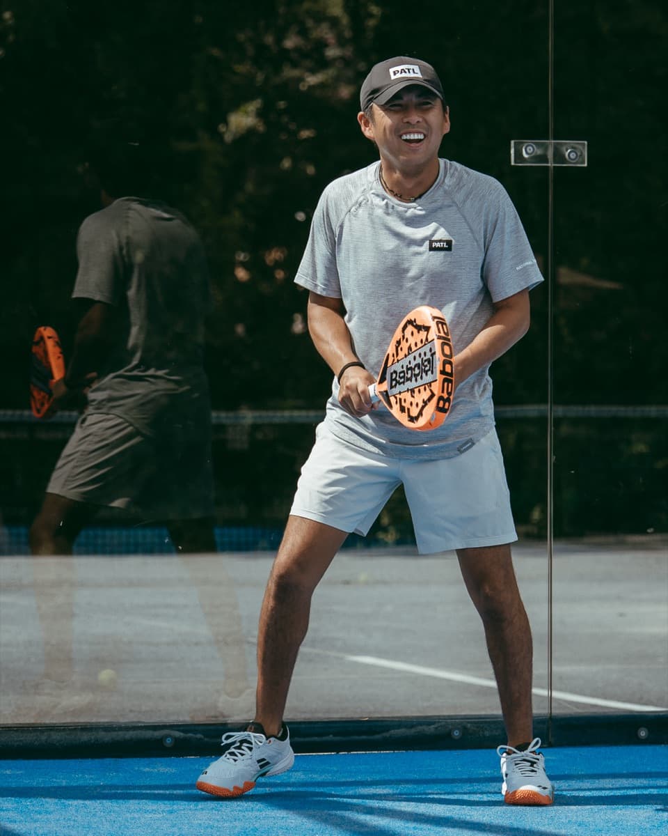 Kevin Ye on a PATL padel court